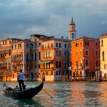 Venice Looks To Limit Tourist Numbers With New Measures Cond Nast