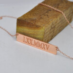 Wholesale Custom Roman Numberal Necklace Rose Gold Engraved Bar